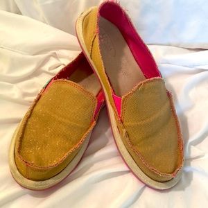 Women’s Canvas Boat Shoes. Size 7.